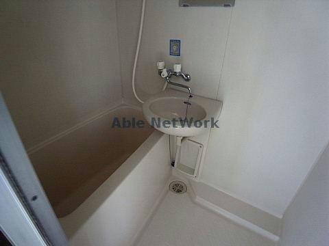 バス・シャワールーム　バス