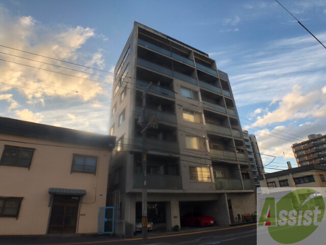 建物外観　札幌市東区北１０条東「ＣＯＵＲＴ＋Ｔ」