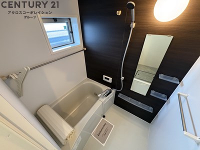 バス・シャワールーム　追い焚き機能・浴室換気乾燥機付きで便利です！