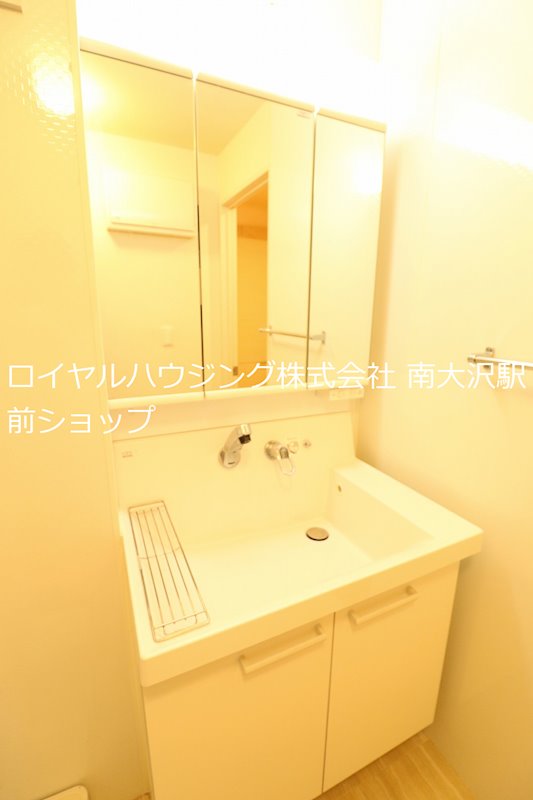 洗面設備　※参考写真