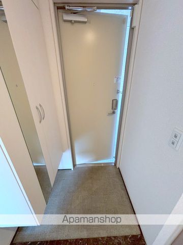 アルモニー B棟の玄関写真