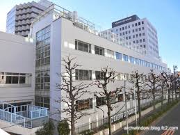 小学校　新宿区立津久戸小学校（小学校）まで544m