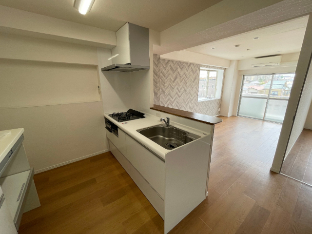 キッチン　※同建物別部屋のお写真です