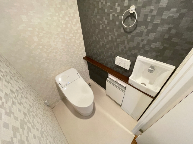 トイレ　※同建物別部屋のお写真です