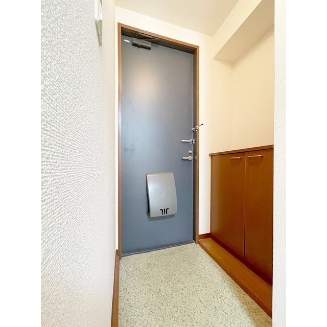 玄関　別室の写真となります。