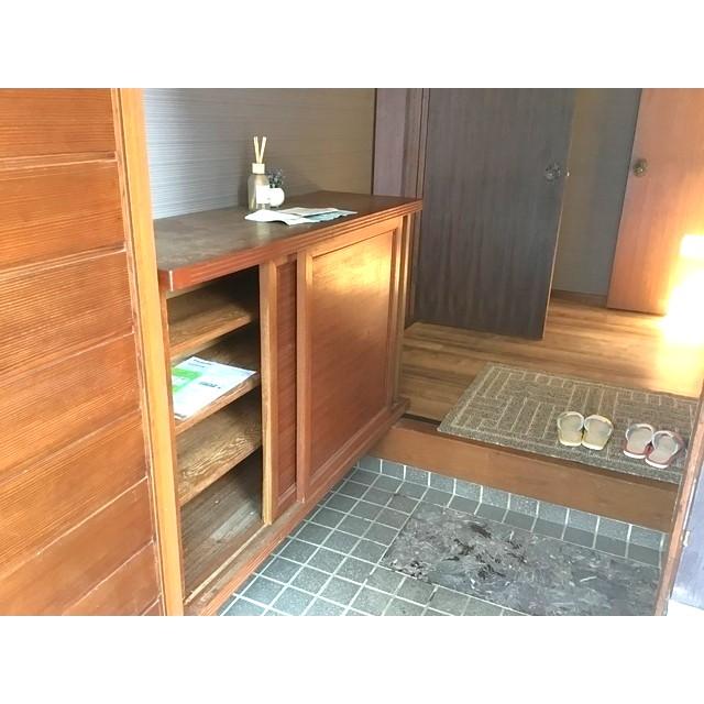 玄関　下駄箱あり