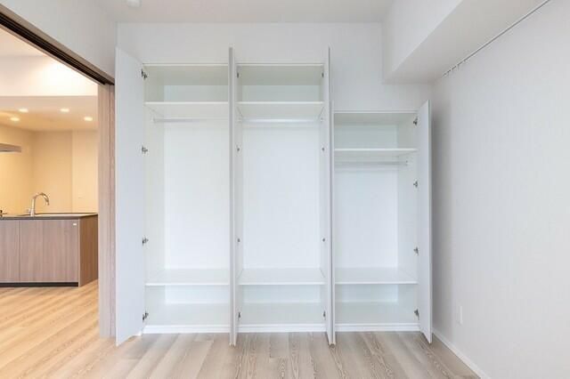 収納　写真は同タイプ住居です。