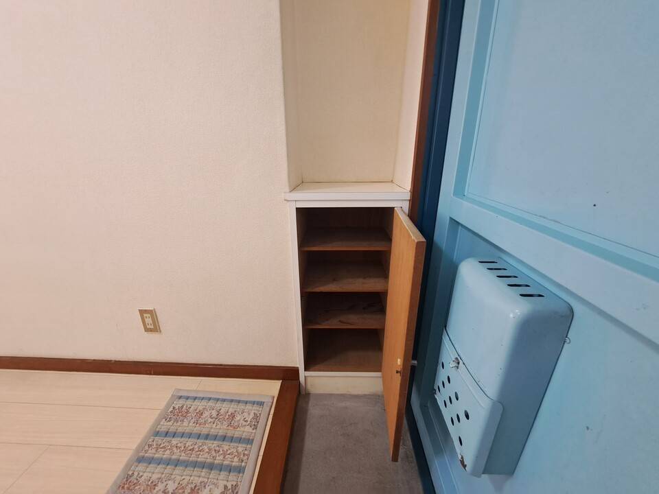収納　シューズボックス