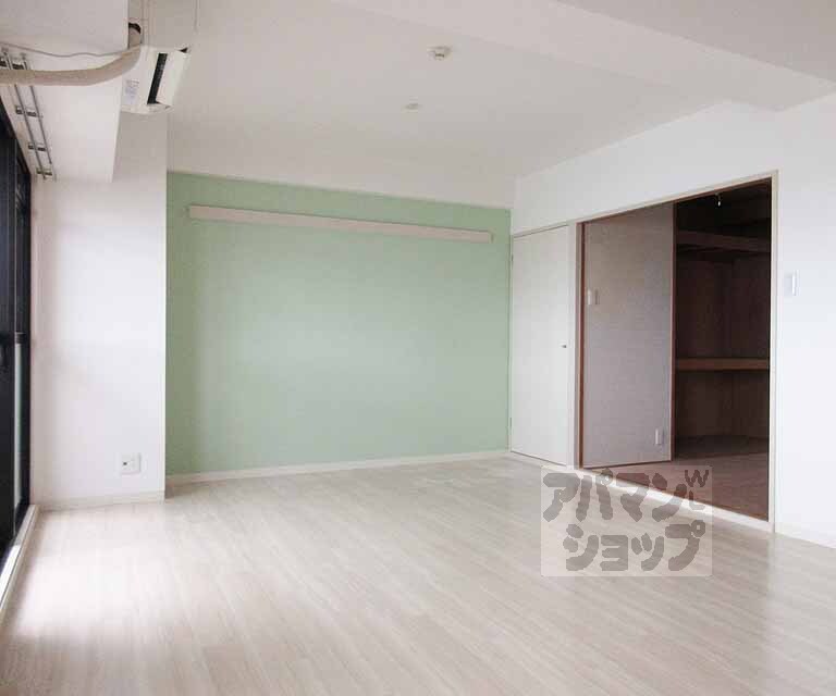 居室・リビング　リビングが広く使えます！
