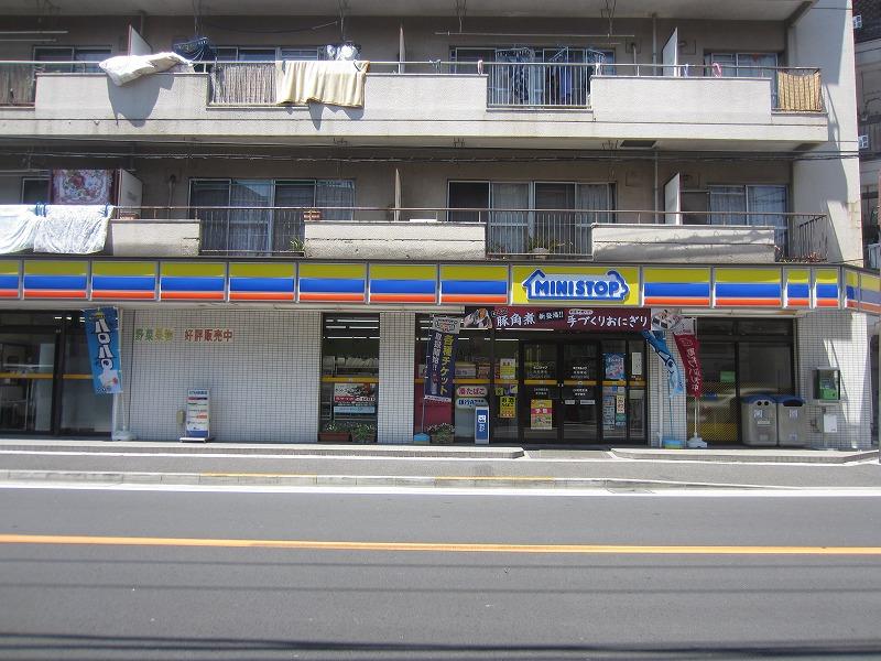 コンビニ　ミニストップ（コンビニ）まで49m