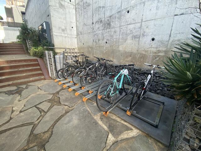 駐車場　駐輪場