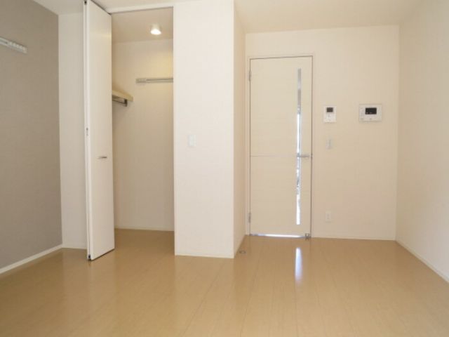 ＪＲ常磐線 馬橋駅 徒歩4分 2階建 築14年の居間写真