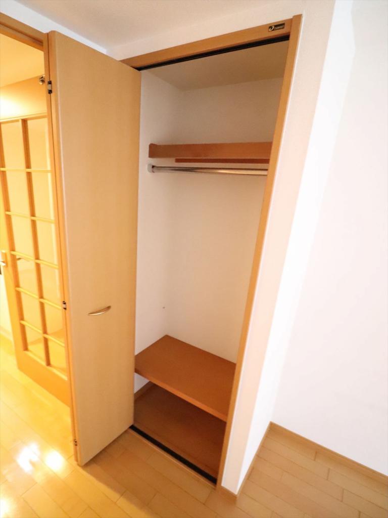 収納　クローゼット
