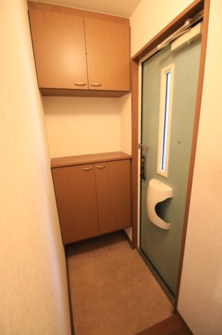 玄関　落ち着いた玄関です