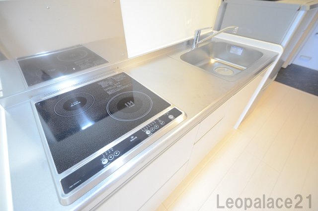 キッチン　設備・仕様は号室により異なるため、現況を優先いたします。