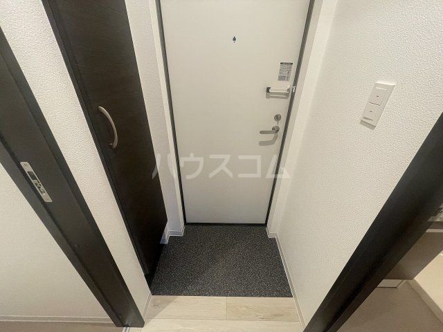 ジーメゾン狭山中央の玄関写真