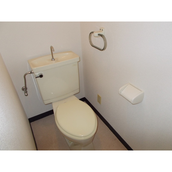 トイレ　別部屋写真