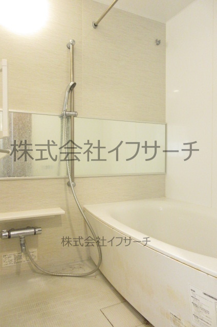東急東横線 中目黒駅 徒歩5分 3階建 築9年の風呂写真