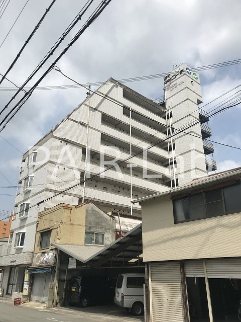 姫路市忍町のマンションの建物外観