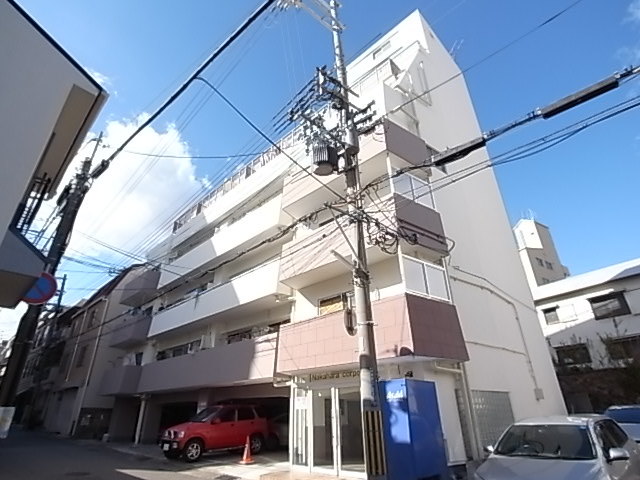 神戸市灘区中原通のマンションの建物外観
