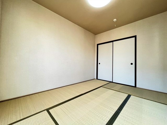 【フォブール円座IIの収納】