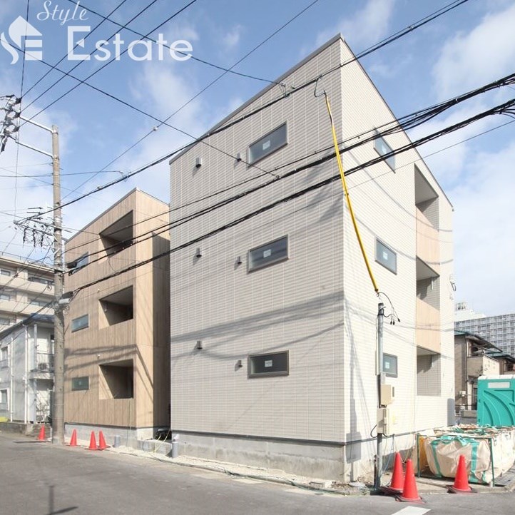 【名古屋市北区真畔町のアパートの建物外観】