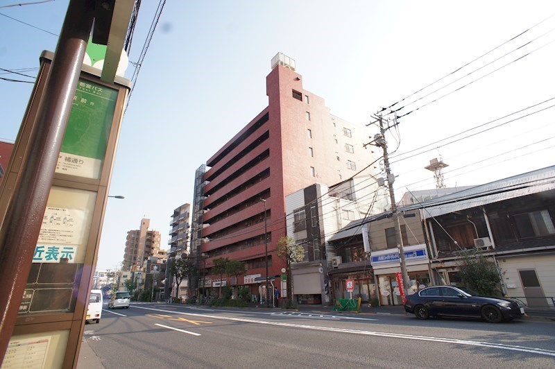 ニュー三浦マンションの外観