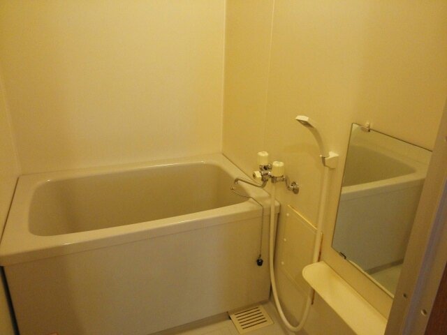 バス・シャワールーム　きれいなお風呂です