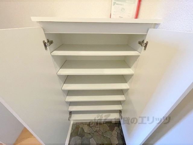 収納　下駄箱