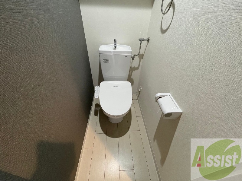 トイレ　トイレです。ウォシュレット付を探している方、おすすめです。