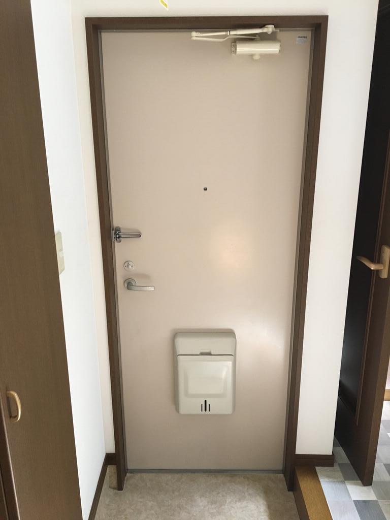 ハピネス西泉の玄関写真
