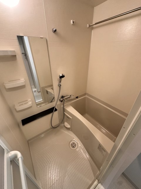 バス・シャワールーム　※別号室の参考写真、現況優先※