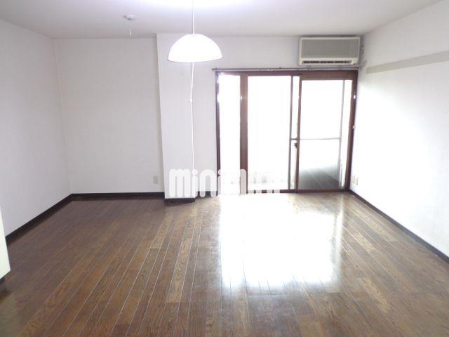 居室・リビング　広々リビング