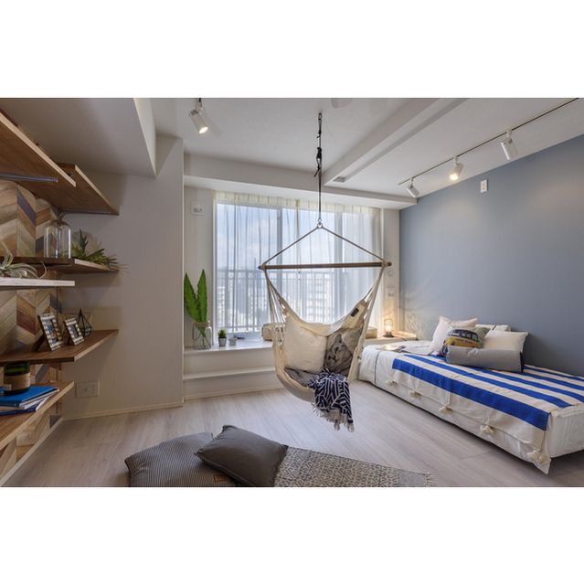 居室・リビング　家具・調度品等は配置例です。実際の賃貸住居には含まれません。