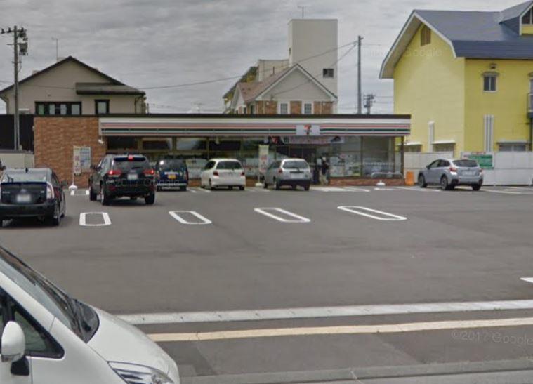 コンビニ　セブンイレブン花巻西大通り1丁目店（コンビニ）まで712m