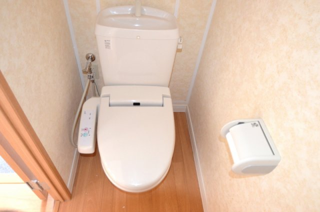 トイレ　ウォシュレット