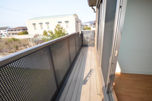 バルコニー　バルコニー