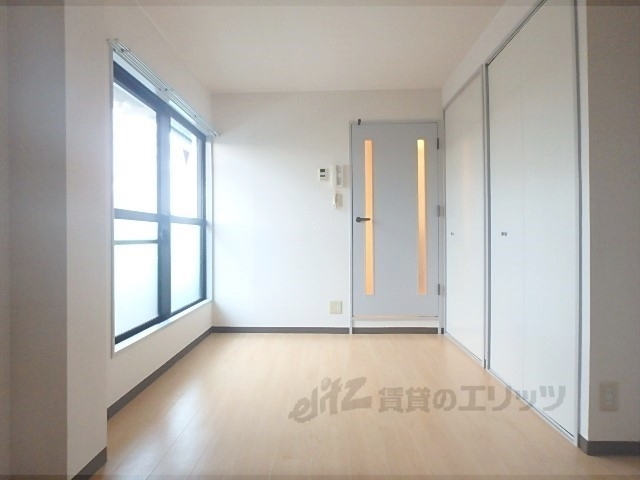 居室・リビング　洋室