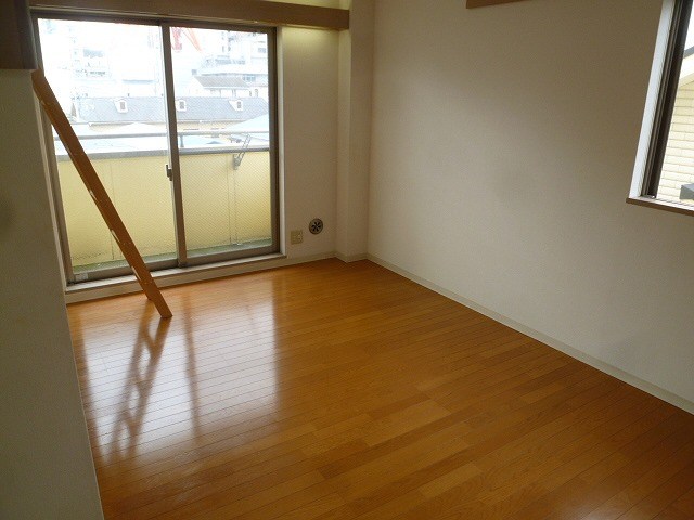 居室・リビング　別室参照