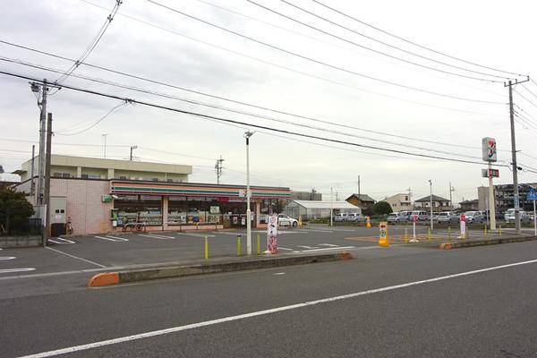 コンビニ　セブンイレブン新白岡駅西口店（コンビニ）まで620m