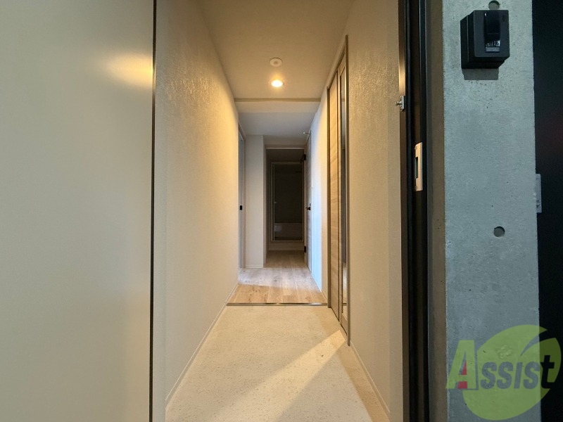 玄関　玄関からの様子を撮影してみました。動線になります。