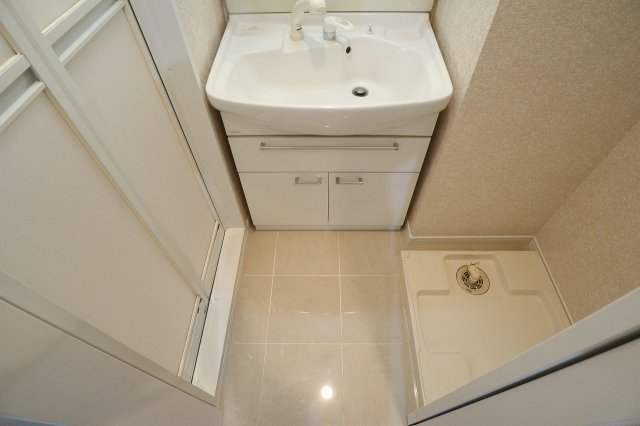 洗面設備　別号室のものになります。現状優先。