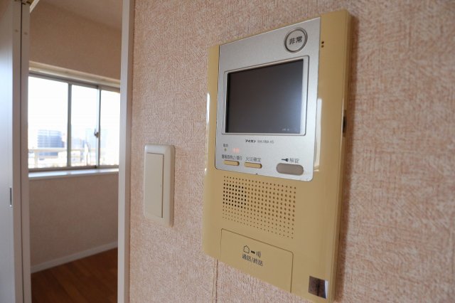 セキュリティ　別号室のものになります。現状優先。