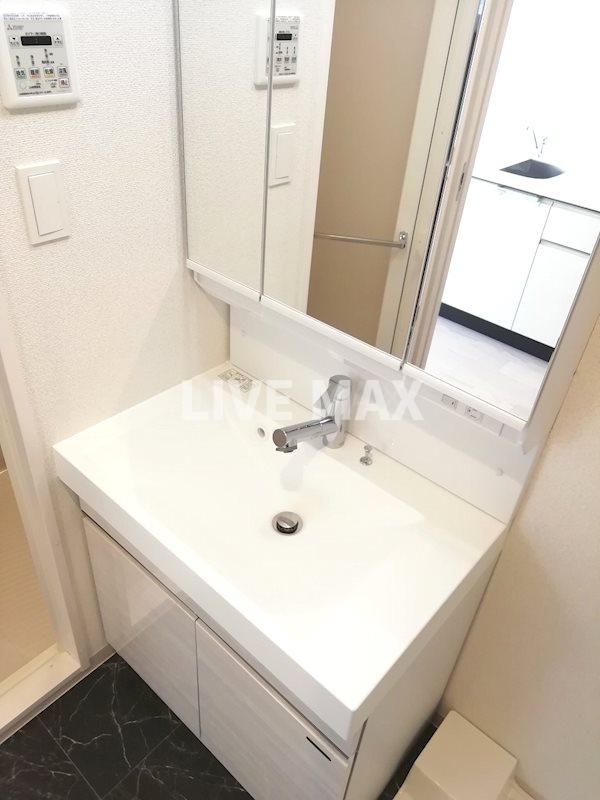 洗面設備　独立洗面台