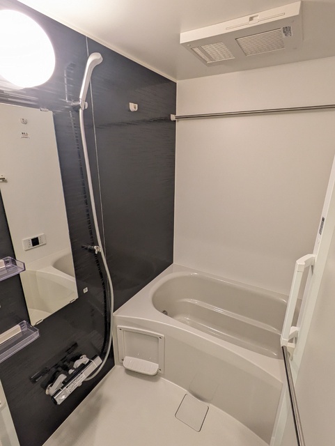 バス・シャワールーム　浴室