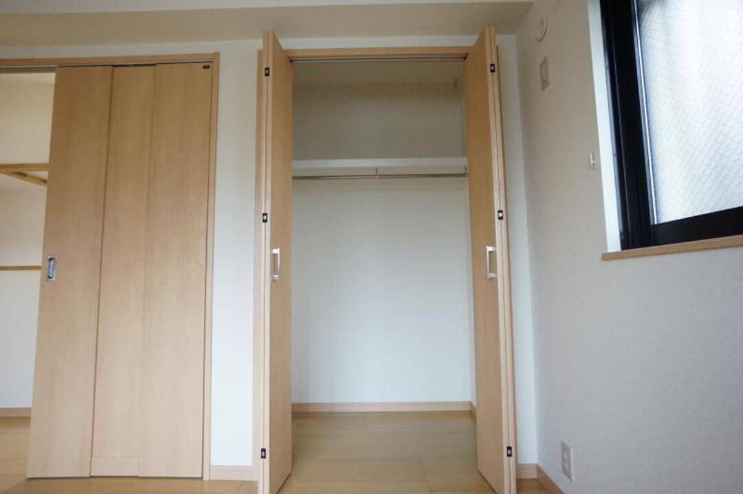 収納　クローゼット