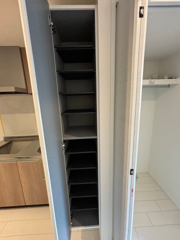 玄関　収納豊富です