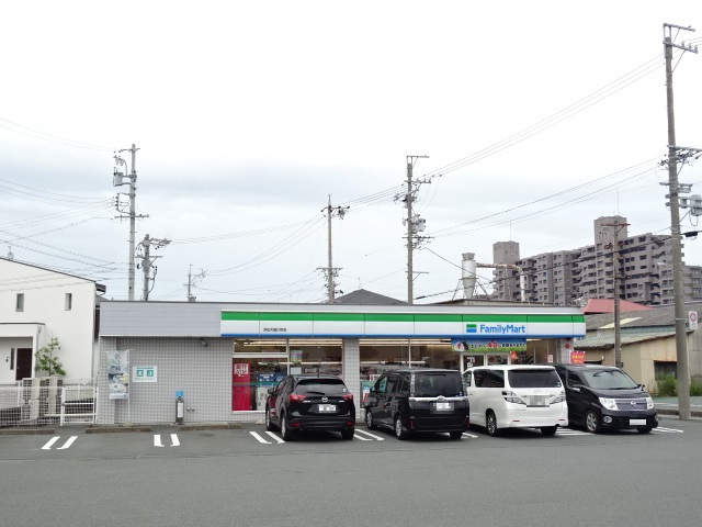 コンビニ　ファミリーマート浜松天龍川町店（コンビニ）まで850m