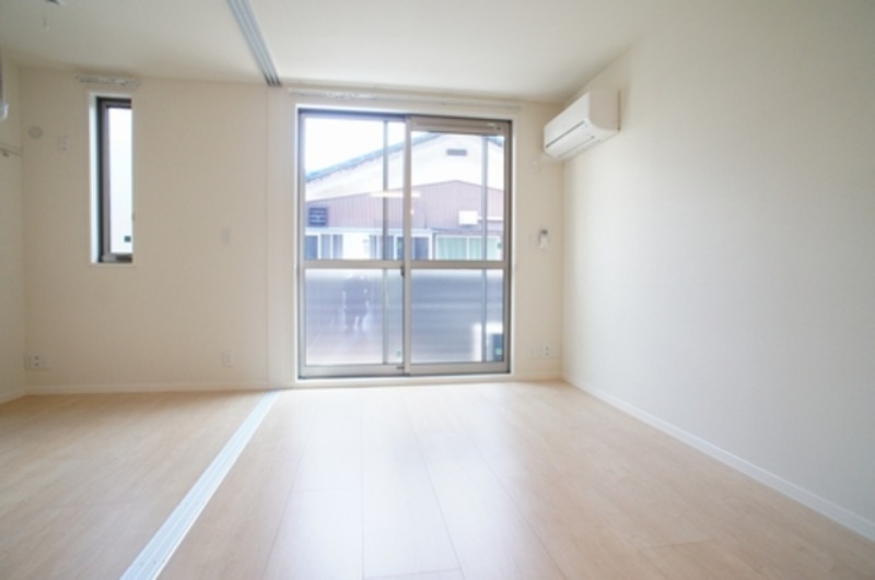 居室・リビング　図面と現状に相違がある場合には現状を優先