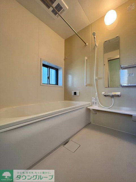 バス・シャワールーム　リビング/居室